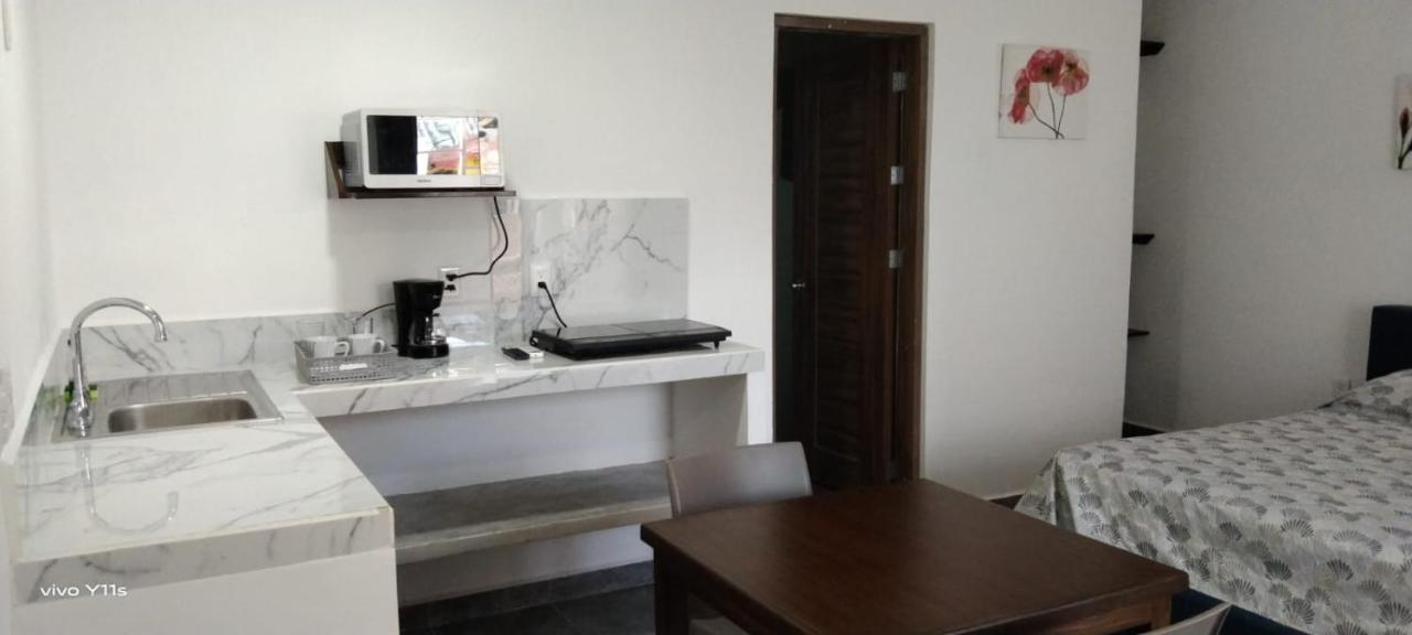 Casa Aura - King Suite With Kitchen And Balcony - 1St Floor إيسلا موخيريس المظهر الخارجي الصورة